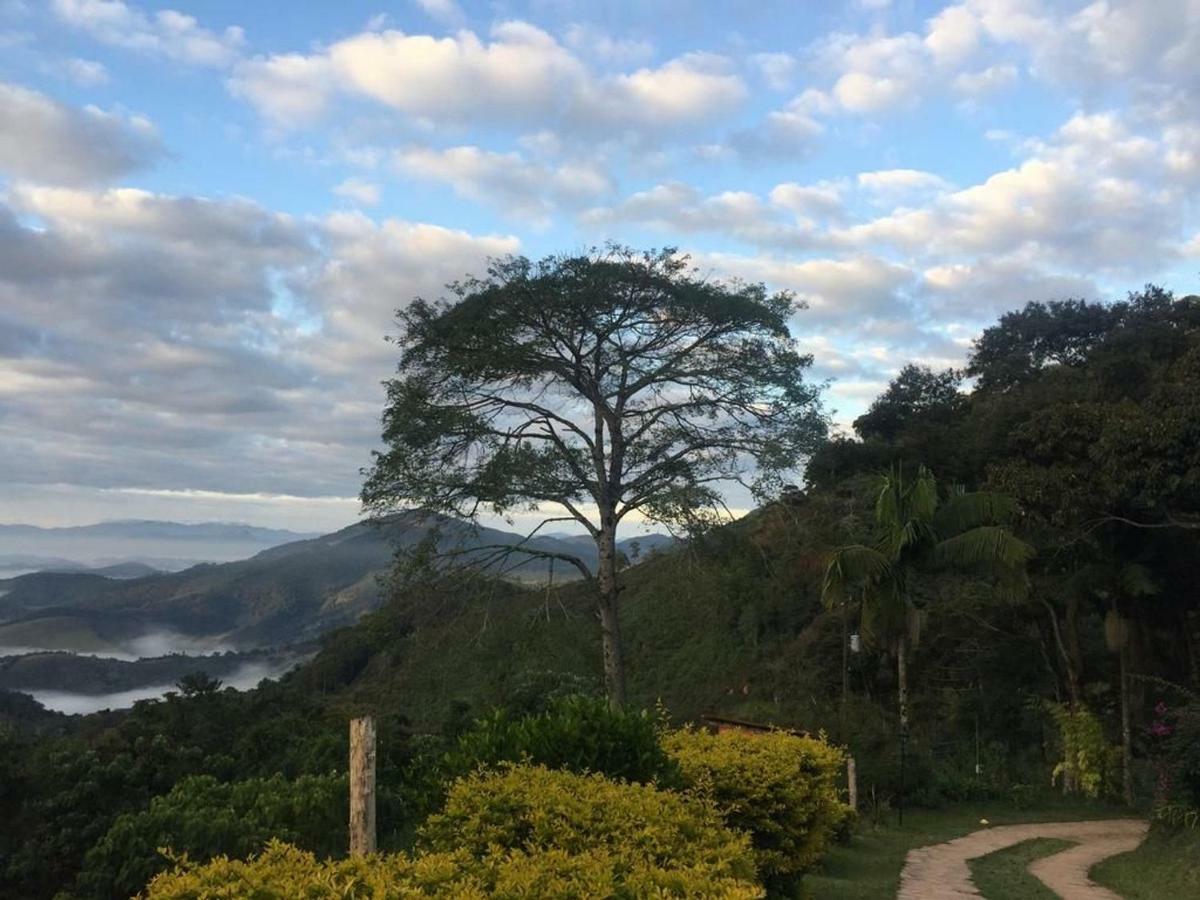 Sitio Das Hortensias Chales Conceição da Ibitipoca Bagian luar foto